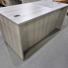 Charger l&#39;image dans la galerie, Bureau # 2035
