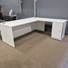 Charger l&#39;image dans la galerie, Bureau # 2036
