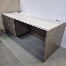 Charger l&#39;image dans la galerie, Bureau #926
