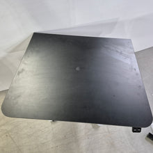 Charger l&#39;image dans la galerie, Table # HM98032977
