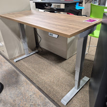 Charger l'image dans la galerie, Table ajustable # 1480
