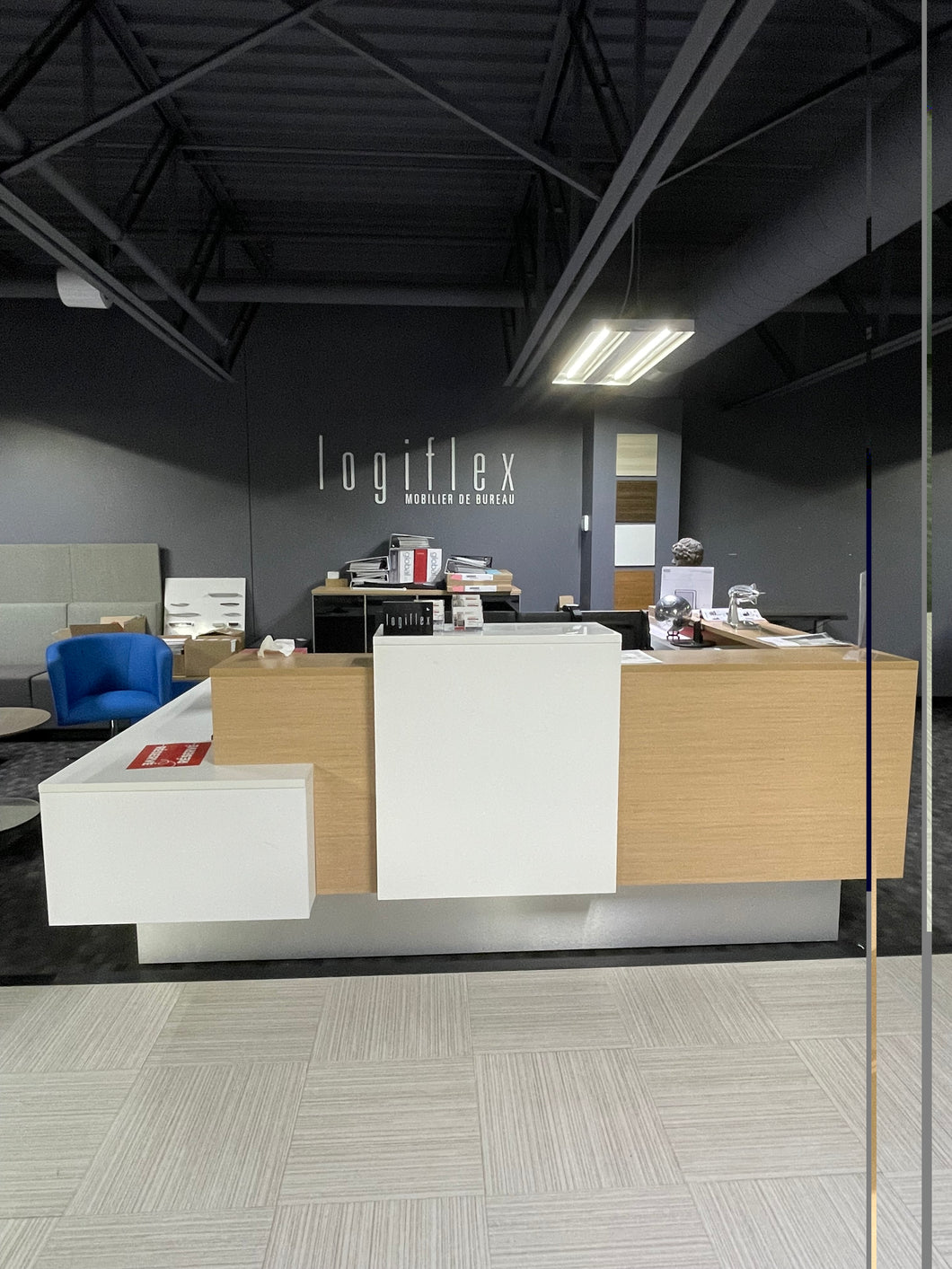 Poste Reception # F72469